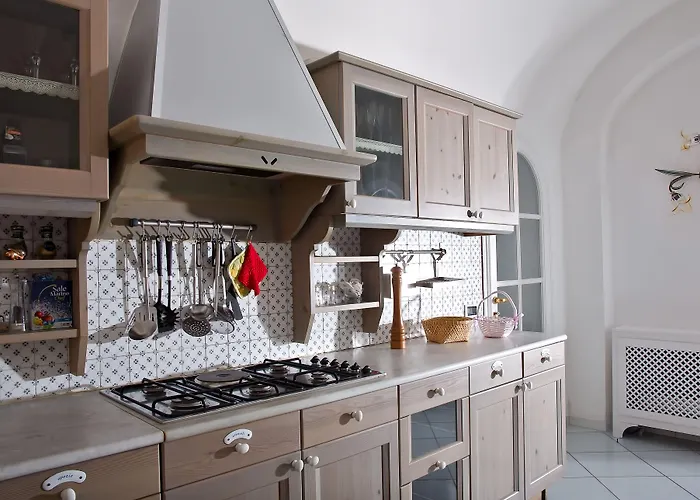 퀴시사나 호텔 카프리